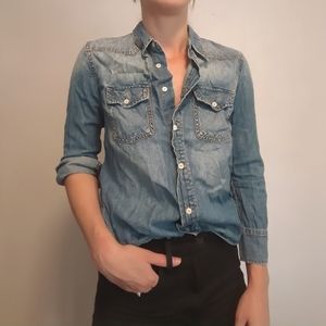 Small Wilfred denim shirt